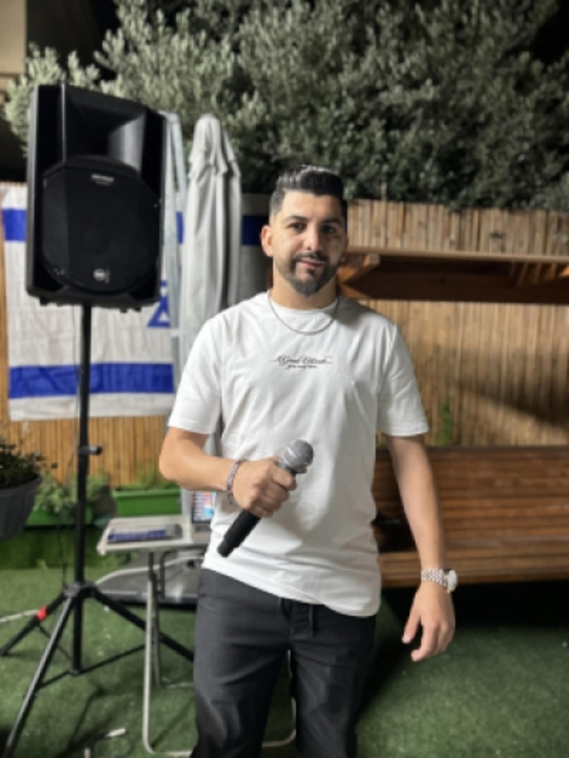 ירין פרץ זמר לאירועים