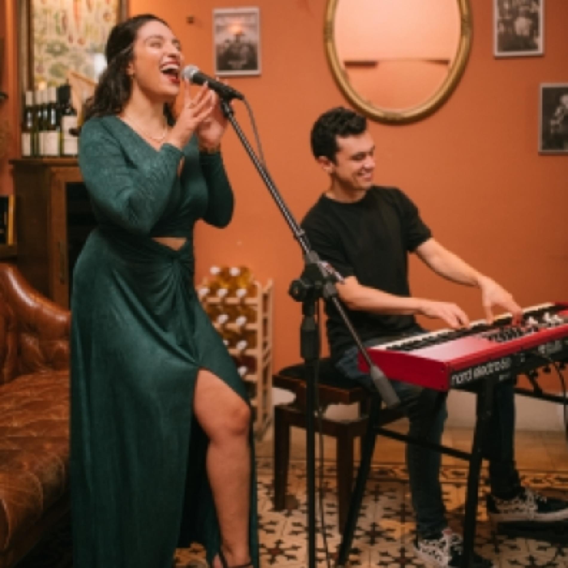 Dream - מוזיקה חיה לאירועים