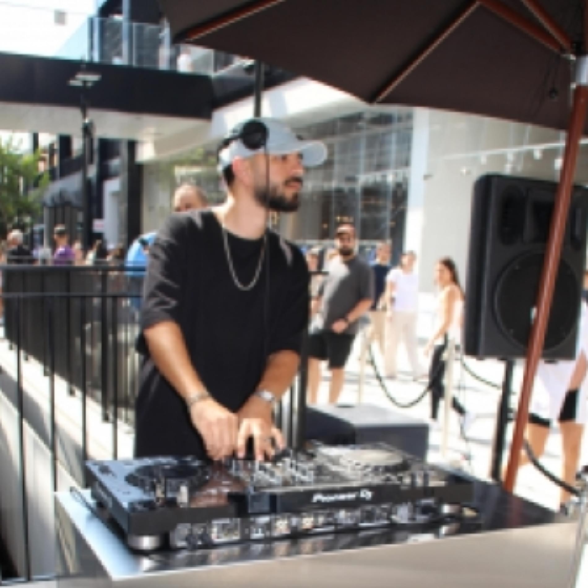 דיג׳יי רון שריקי | Dj Ron Shriki