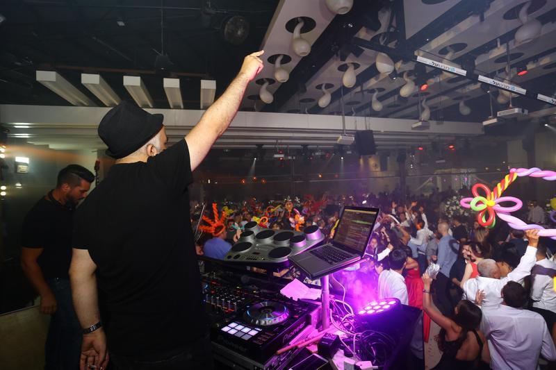 חוות דעת של מור ואדיר על !ZE DJ מושיקו שטרן - אמיר פוינט - קולי