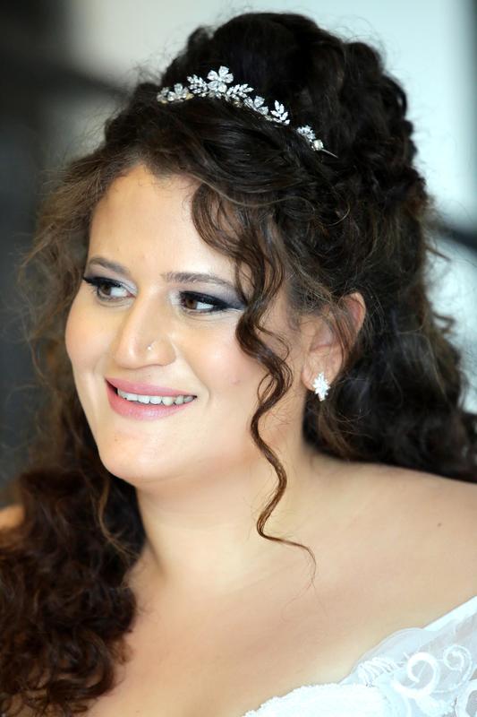 חוות דעת של Sivan על .Matilda | Makeup. Hair. Beautiful