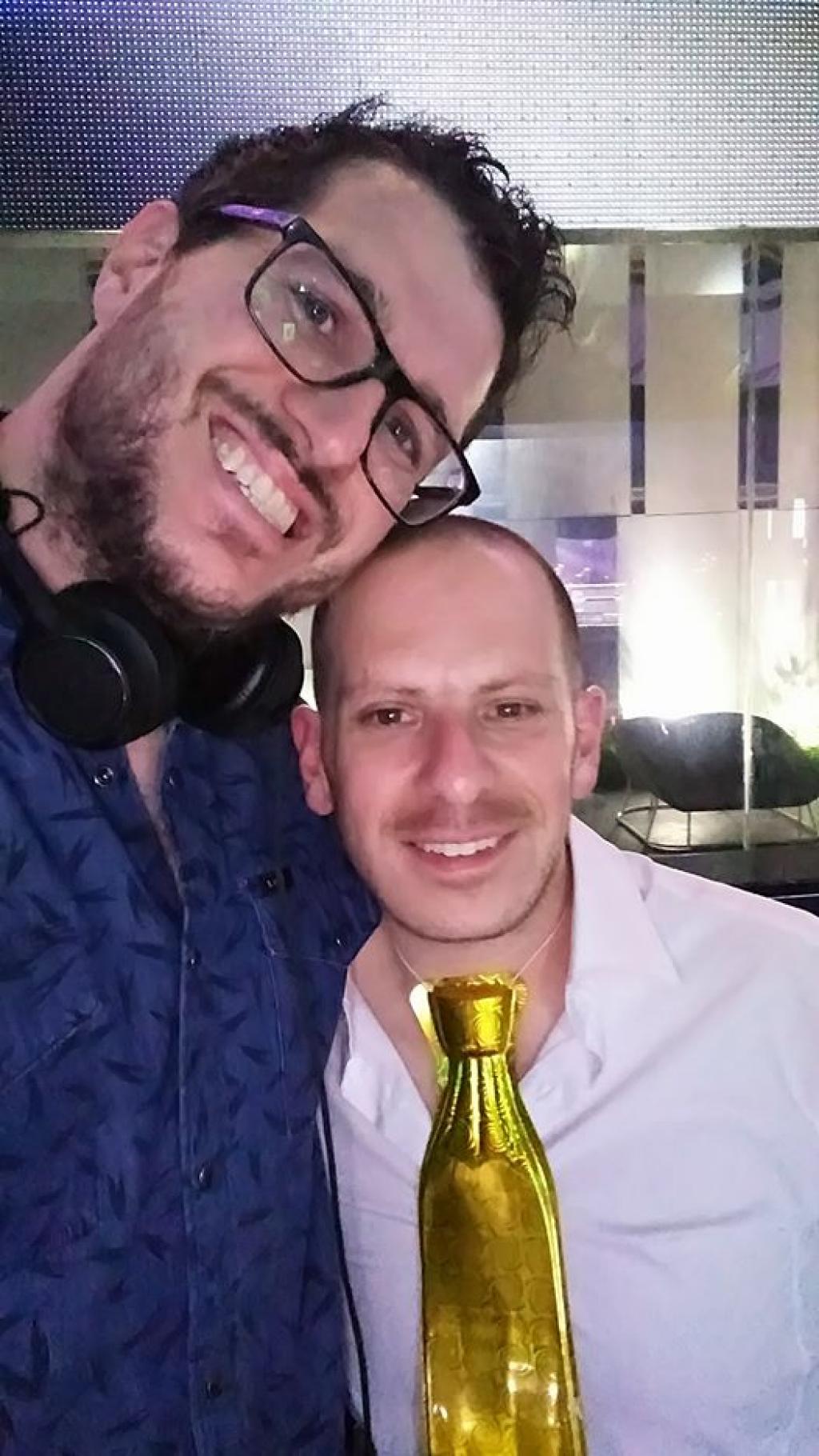 חוות דעת של nirhend על PNB Music - פשה ובלטר