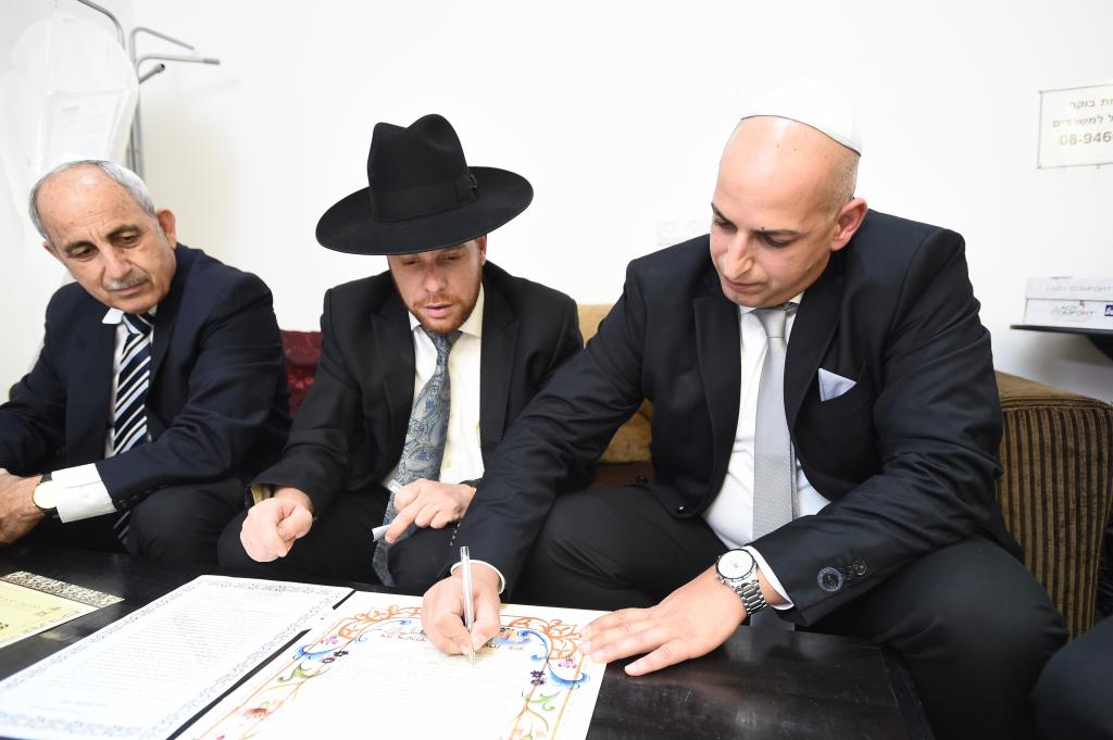 חוות דעת של Hadar על יצחק כהן