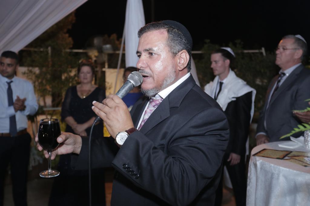 חוות דעת של Linoy על הרב מיכאל צנעני