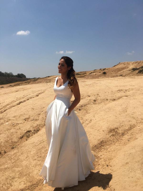 חוות דעת של Shani על הלנה קולן מעצבת שמלות כלה