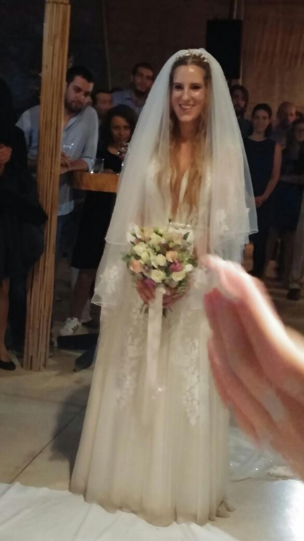 חוות דעת של meshi על עמנואל