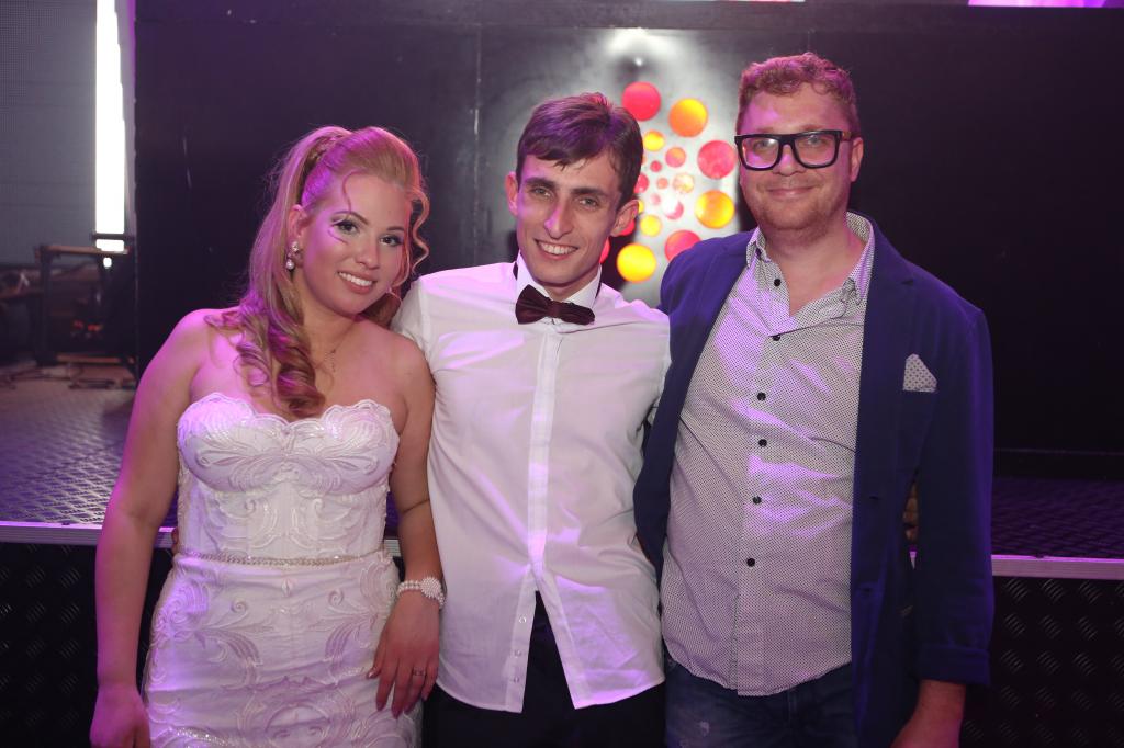 חוות דעת של Daniel על Dj Gary