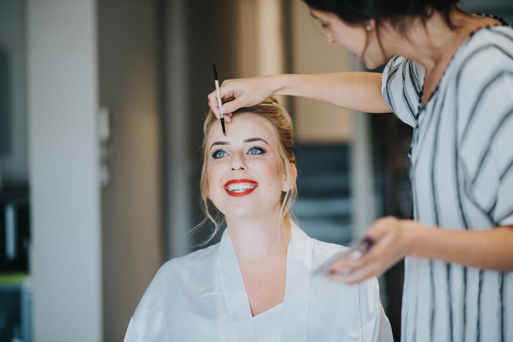 חוות דעת של Shira על Avital and Avital hair and makeup design