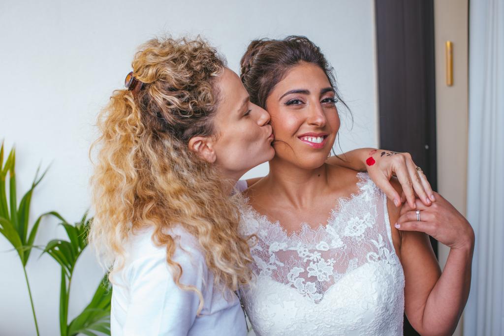 חוות דעת של Michal Lovat על שירן שפלר מאפרת מקצועית
