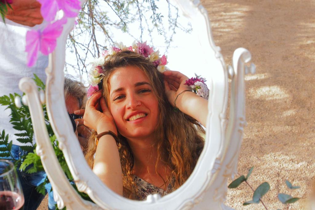 חוות דעת של Alla על פרחי היסמין דוכן שזירה