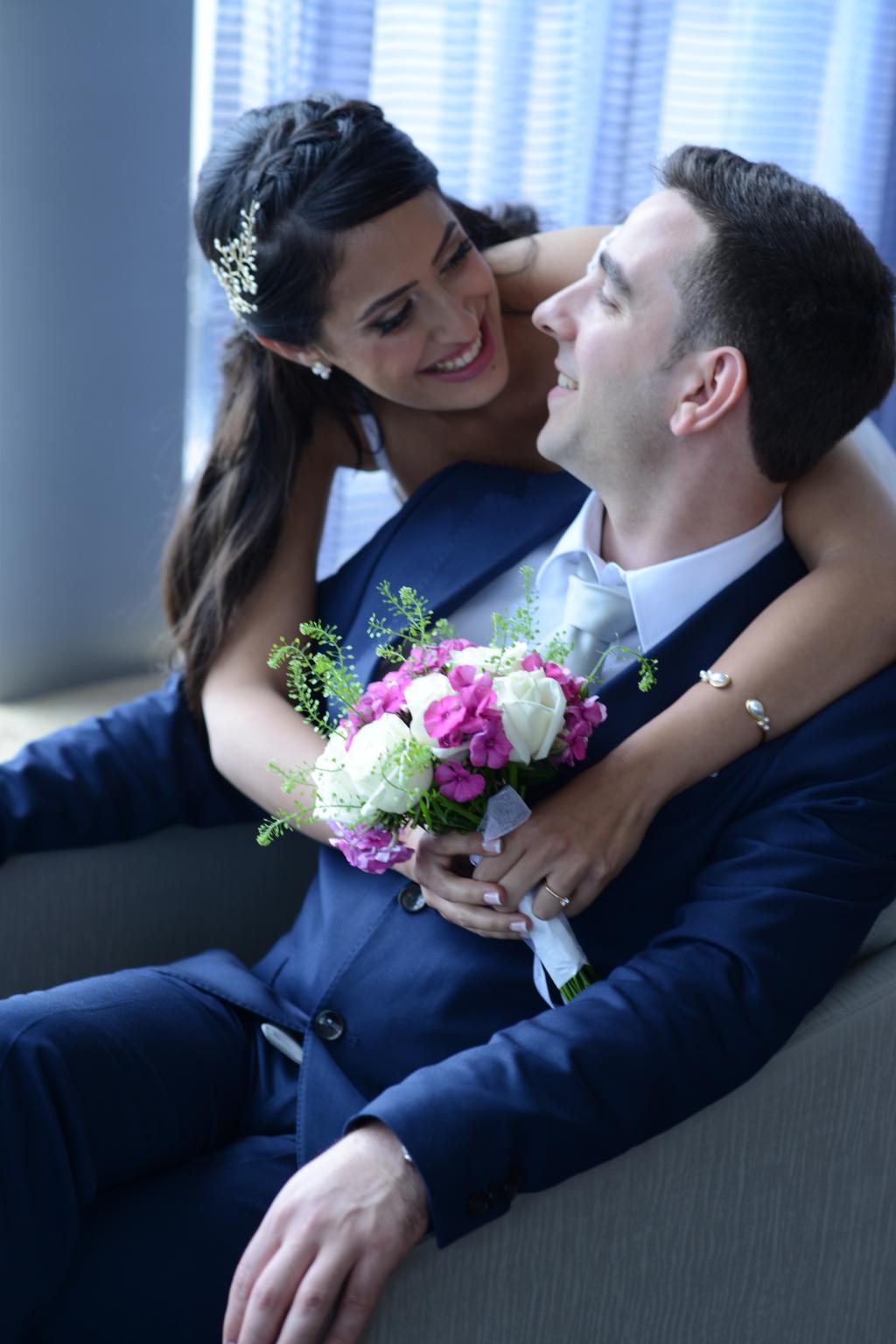 חוות דעת של Lironmoshe על Keren guy - hair and makeup
