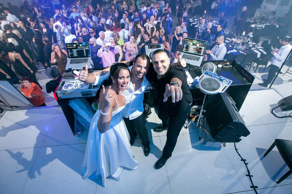 חוות דעת של Slavik על די ג'יי אבי שמי -Dj Avi Shami radius 100fm