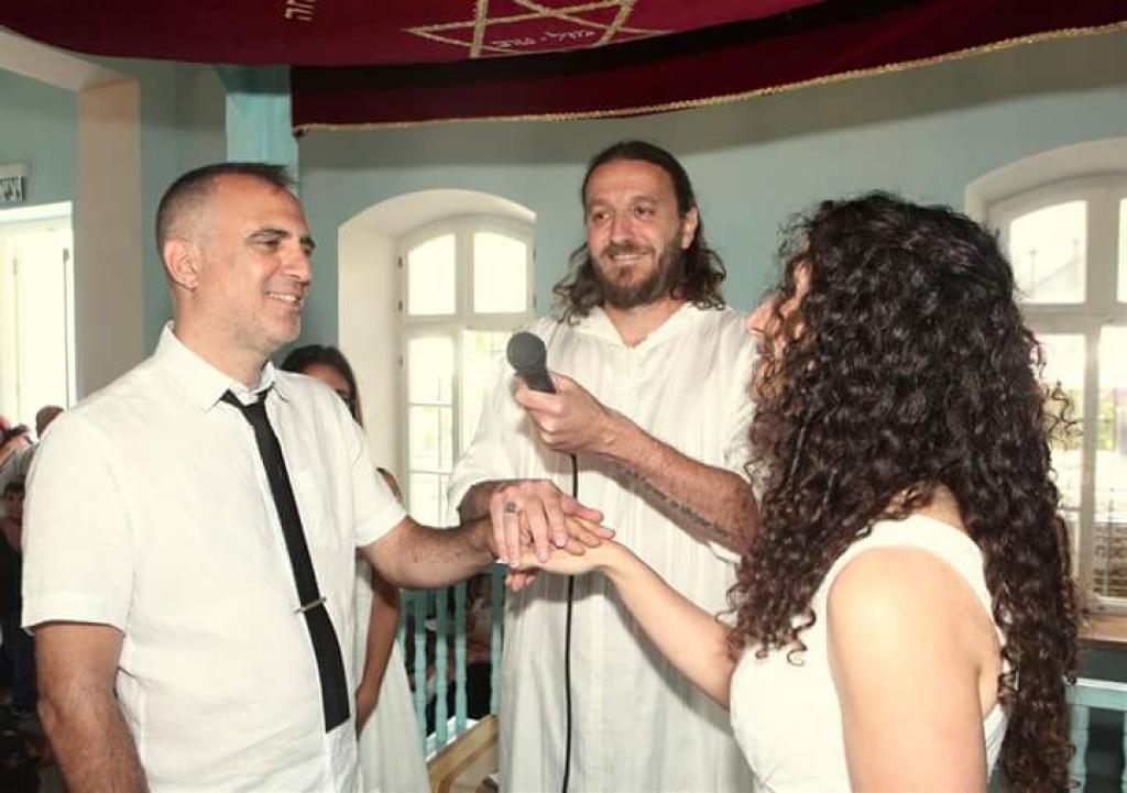 חוות דעת של רייצ'ל על קובי פרחי