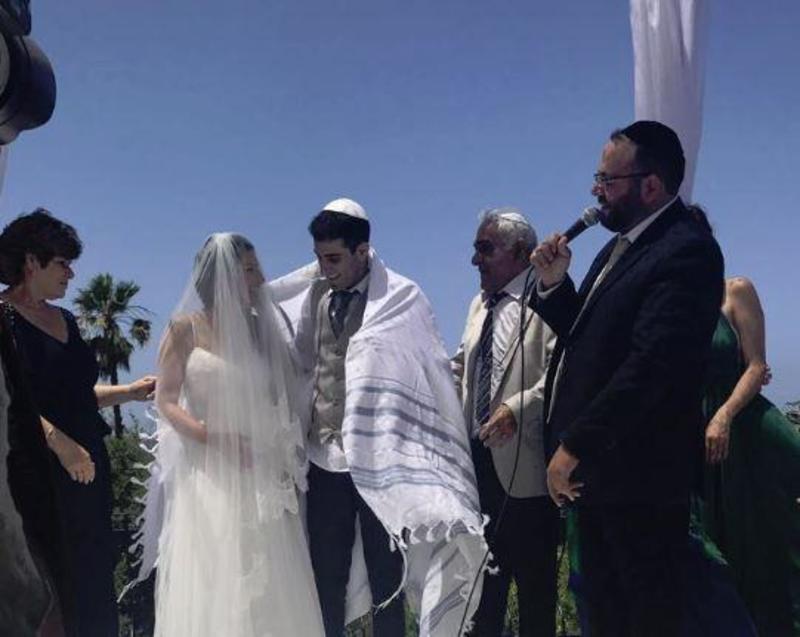חוות דעת של mor על הרב חיים זמיר - טקס חופה שמח קצר וקולע:-)