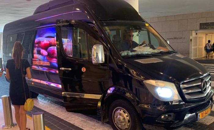 חתונה קטנה  - מיניבוסים חדשים ויוקרתיים.