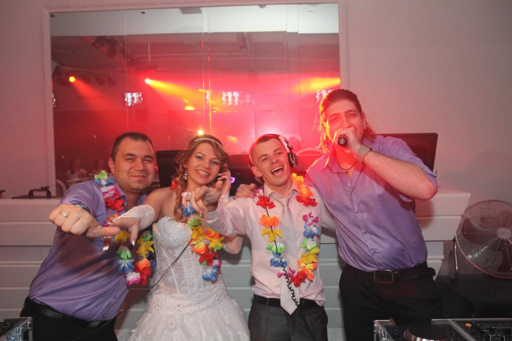 חוות דעת של Evgeny על Fantasy Djs