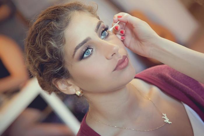 הצצה קטנה אל הצצה קטנה אל