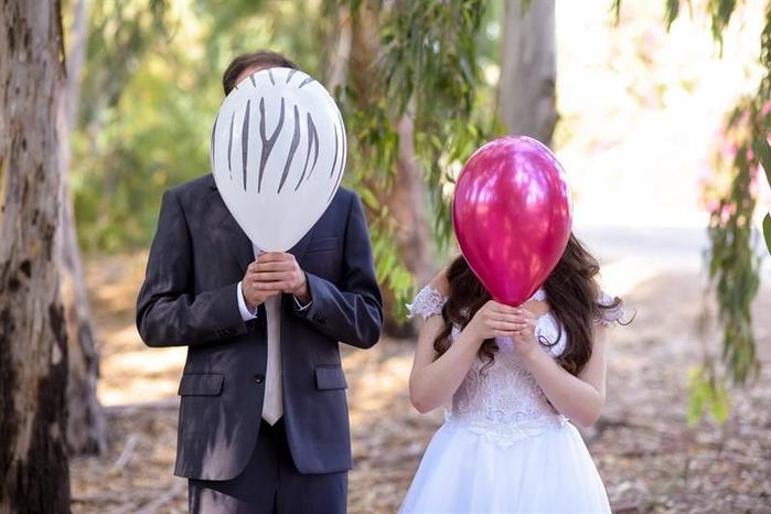 כי חם ומיוזע הופך את הסיפור לקצת פחות מאושר... כי חם ומיוזע הופך את הסיפור לקצת פחות מאושר...